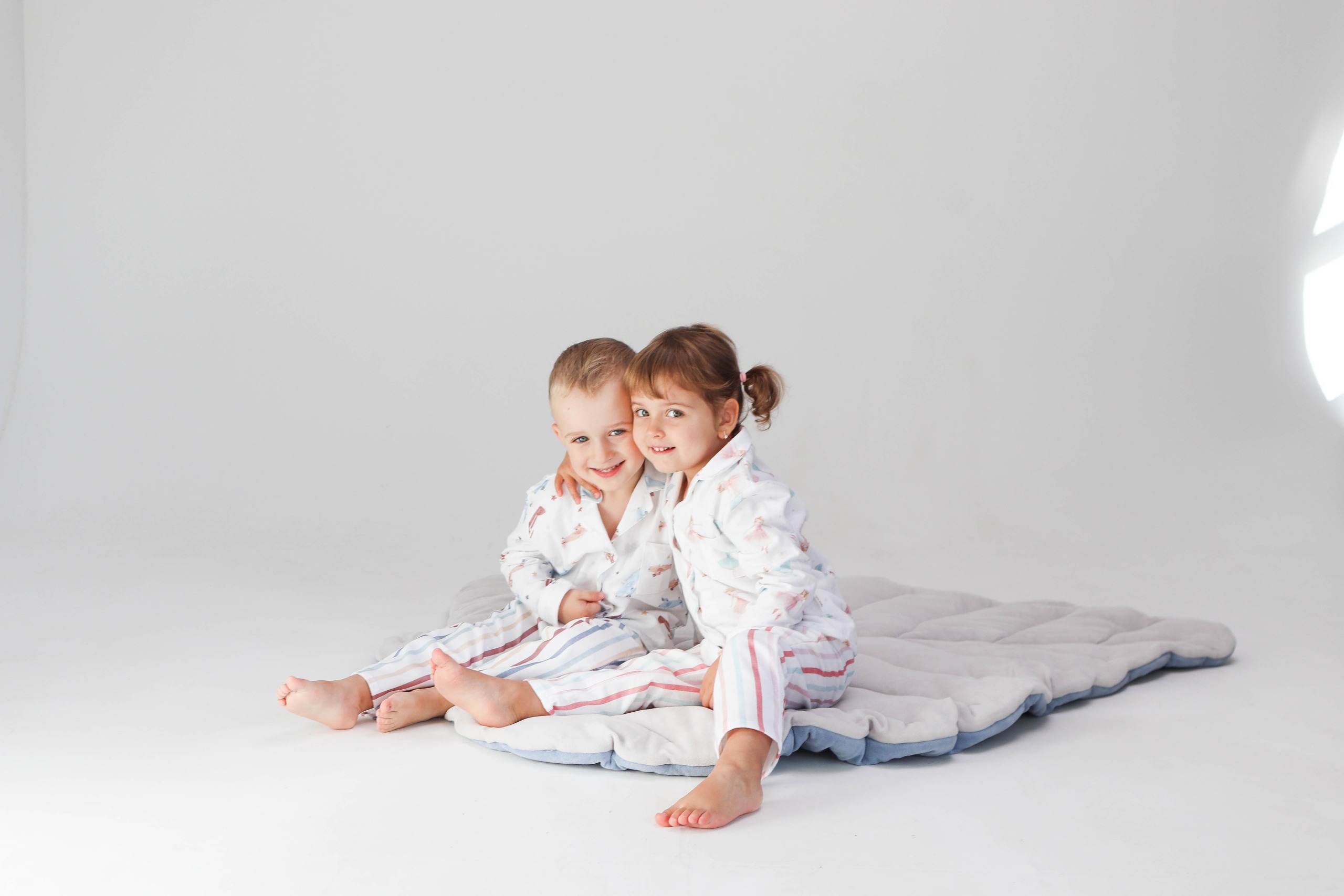 ELA™ Textile&Toys Україна – дитячий одяг, пелюшки, комфортери