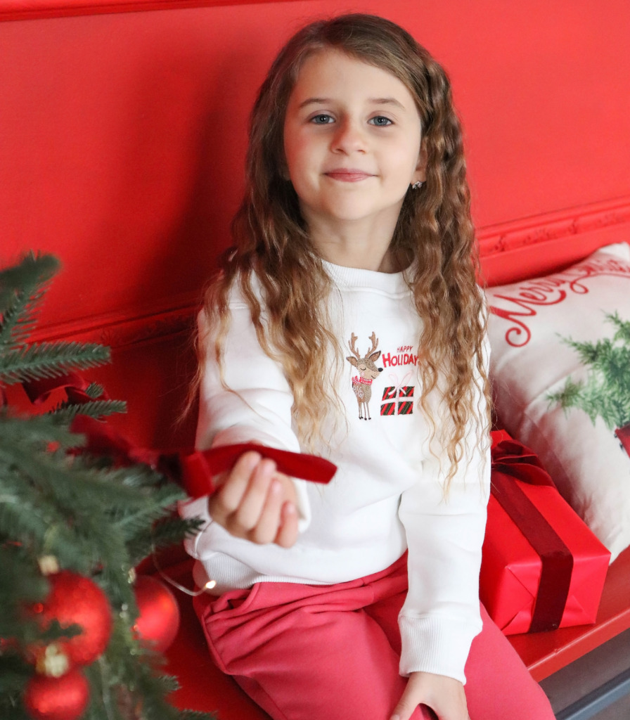 Костюм “Happy Holidays”