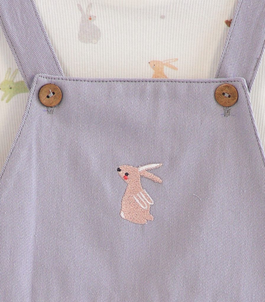 Комплект сарафан та лонгслів “Зайчики”