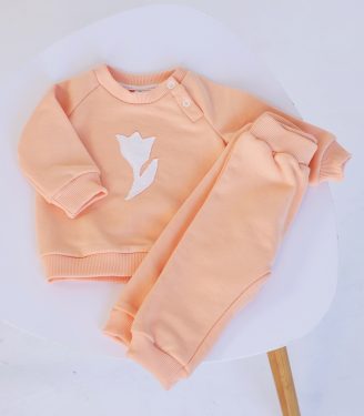 Костюм персиковий “Тюльпан”