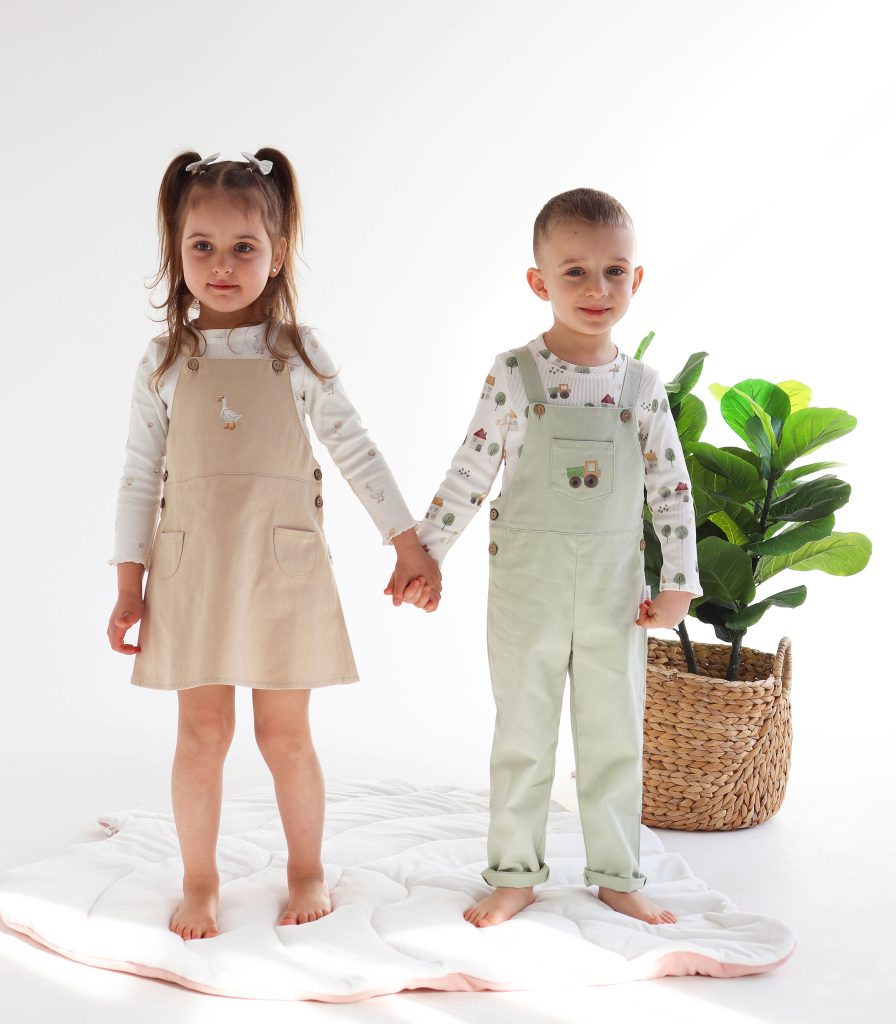 Комплект сарафан та лонгслів “Гуси”