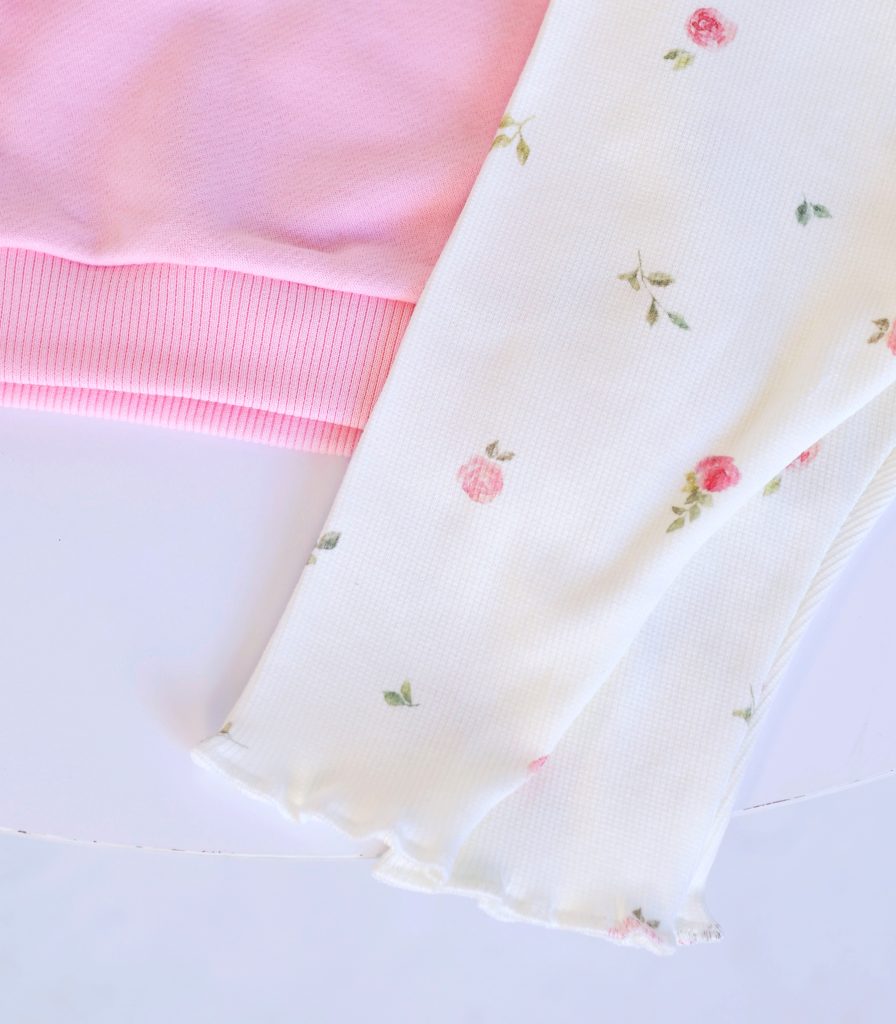 Костюм з лосинами “Троянди”