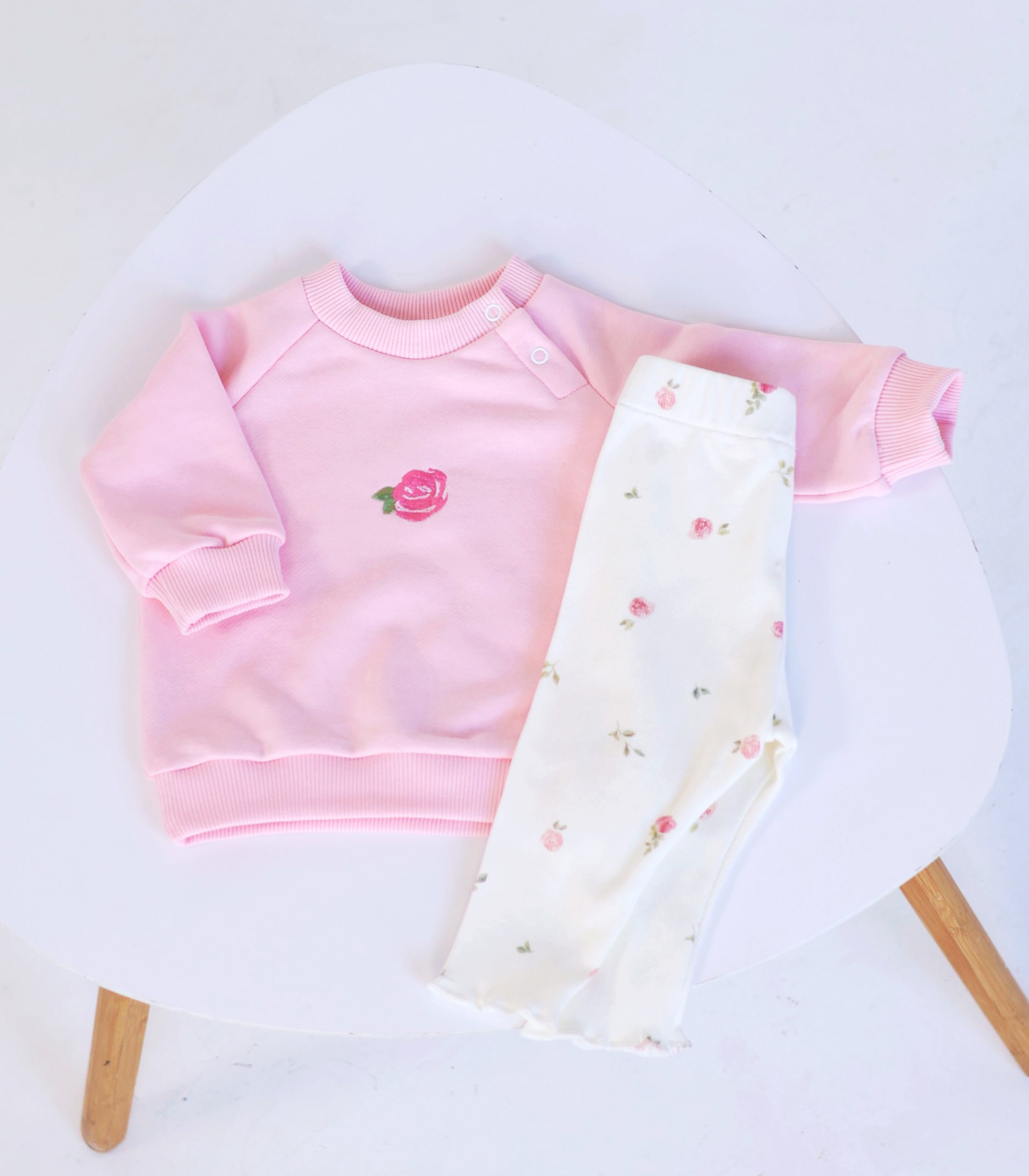 Костюм з лосинами “Троянди”