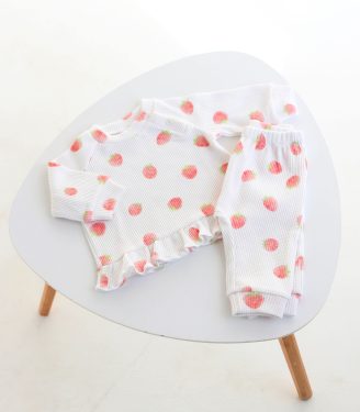 Костюм вафельний “Полунички”